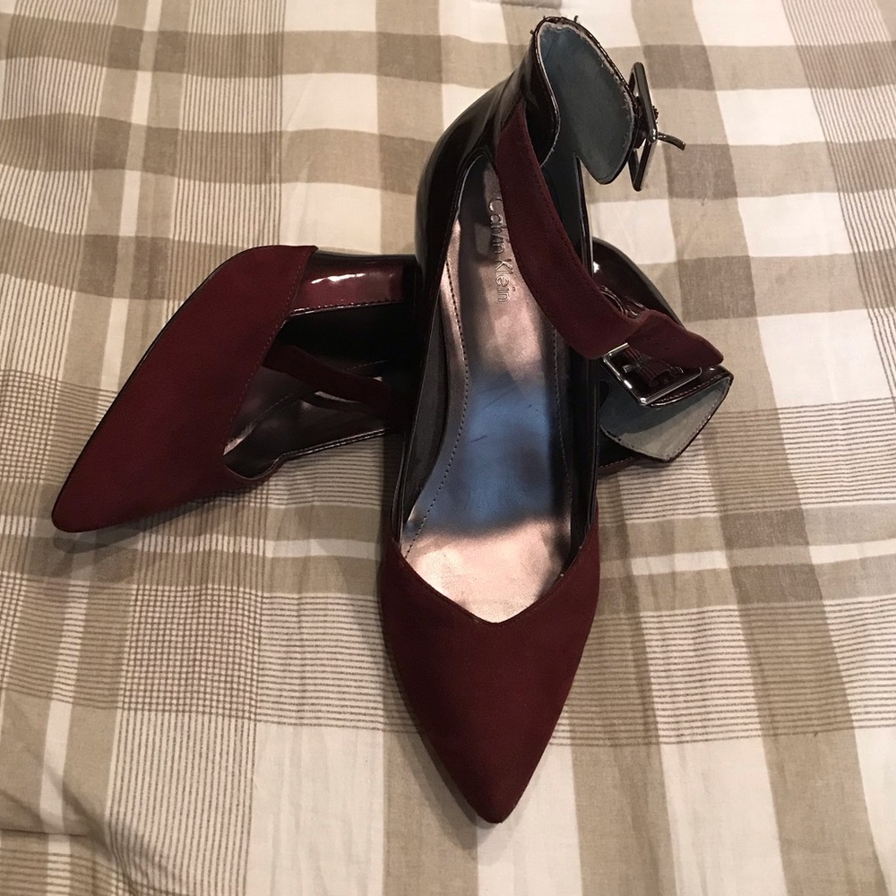 Burgundy Calvin Klein Pointed Heels (7.5)